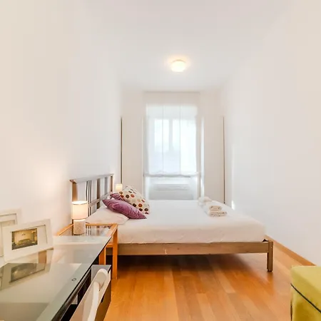 Nina Vatican Museums Apartamento Roma